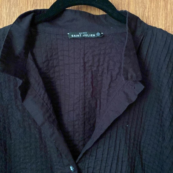 The Biarritz oversized shirt by Maison Saint Julien - Picture 4 of 7